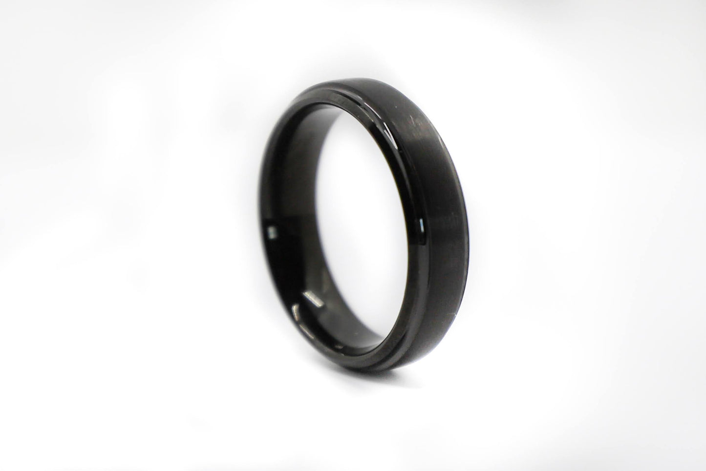 raider mens ring